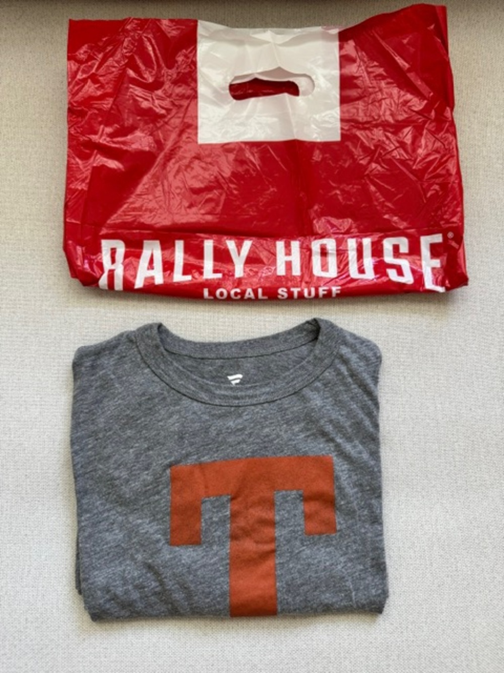 Men’s Fanatics Gray T-Shirt with Rust Texas 'T' Logo